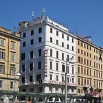 Raeli Siracusa Hotel 3*