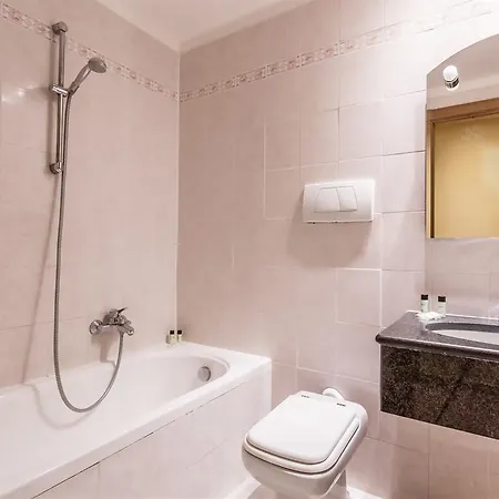 Raeli Siracusa Hotel 3*