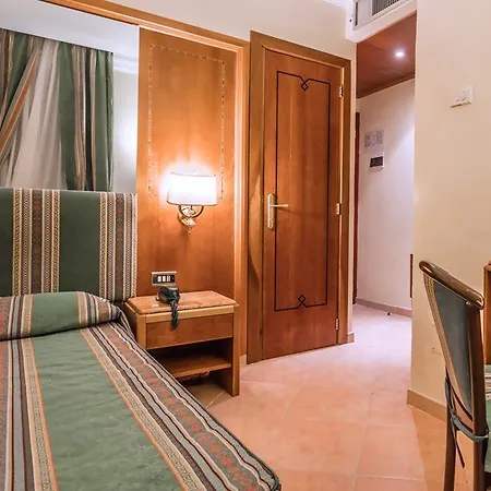 Raeli Siracusa Hotel Rom