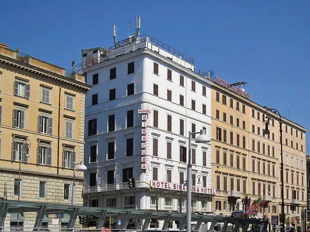 ラエリ シラクーサ ホテル 3*